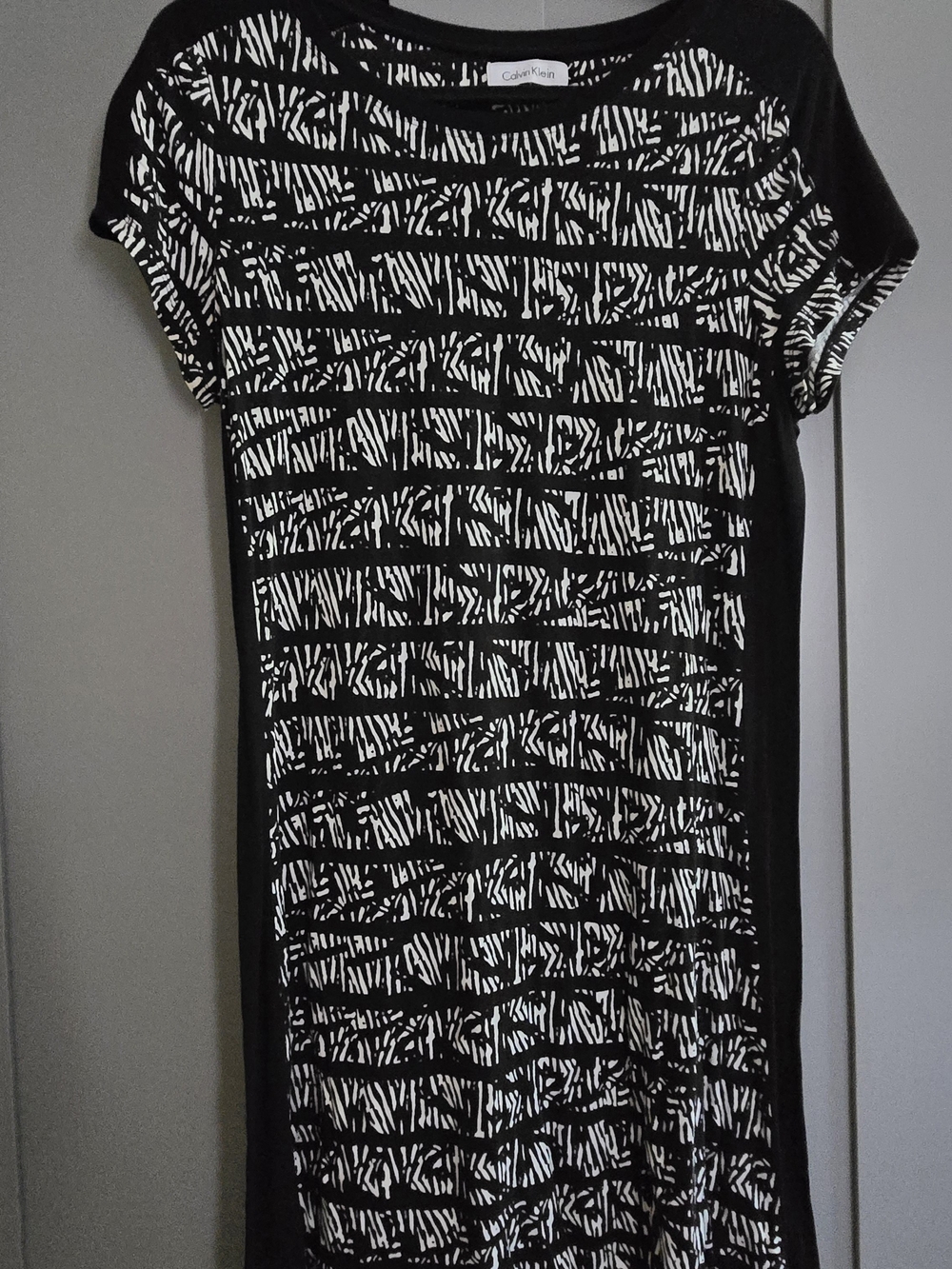 Calvin Klein Black and White Printed Midi Dress